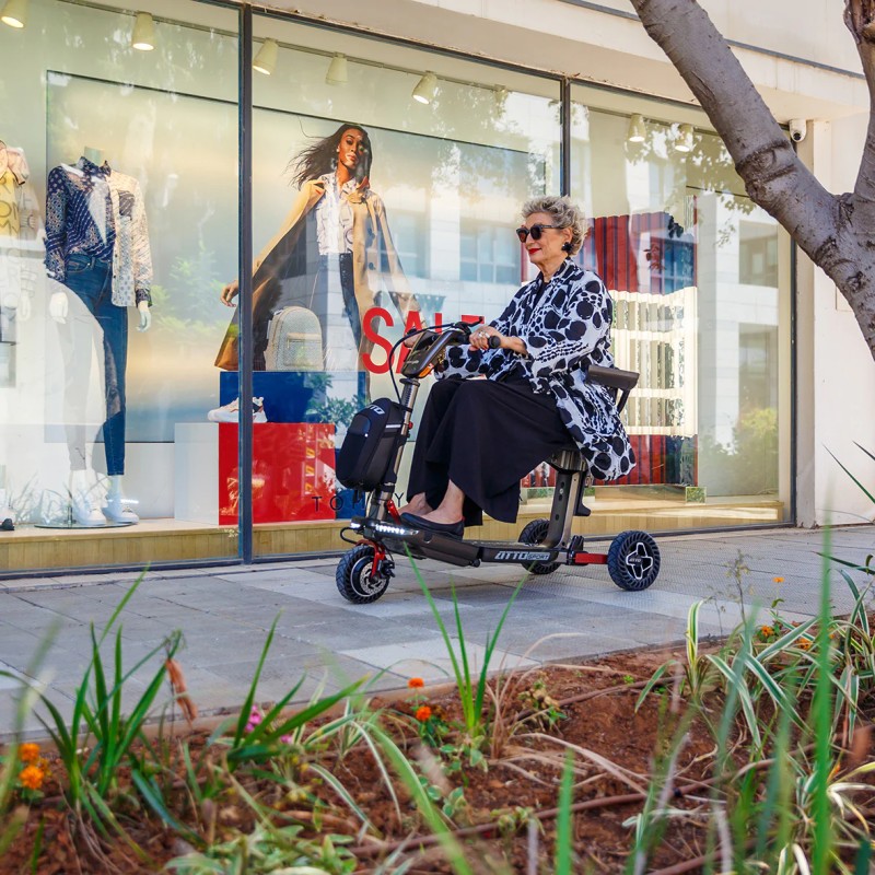 ATTO y ATTO SPOR. Los mejores scooter tipo maleta para personas con discapacidad