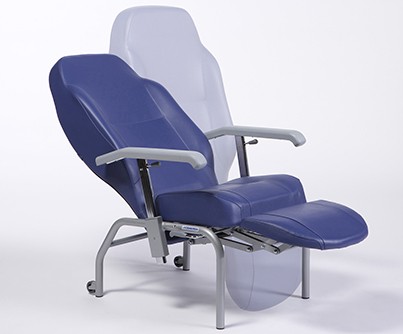 Normandie reclining chair with reclining backrest and lift-up footrest