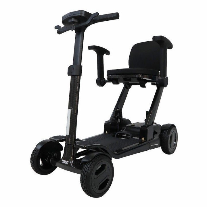 Go Go Carbon | Scooter plegable de fibra de carbono | Accessible Madrid