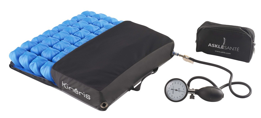 Anti decubitus alternating pressure wheelchair cushion