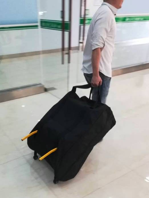 Mistral travel bag