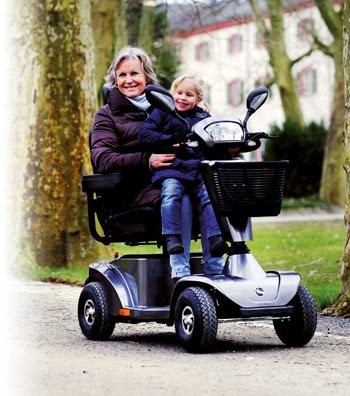 Sterling S425 medium size mobility scooter