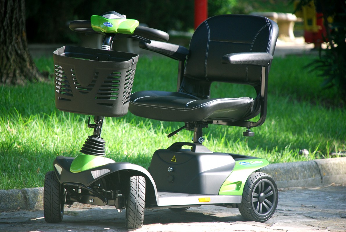 SCOOTER ELECTRIQUE COLIBRI OUTDOOR D'INVACARE