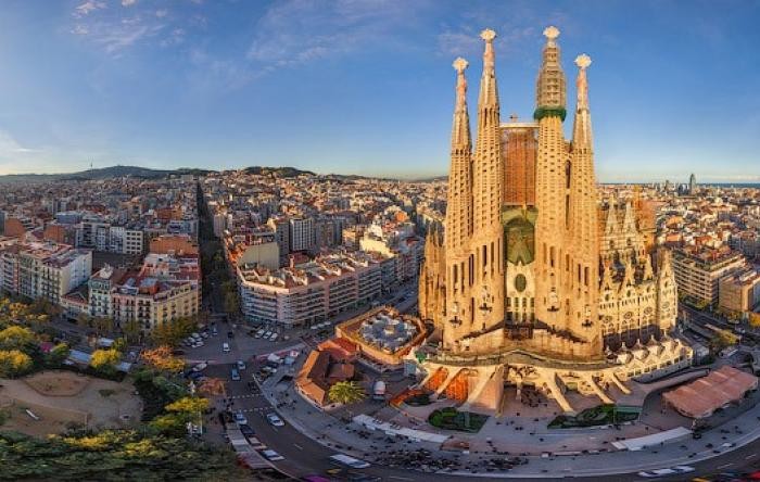 Barcelona y alrededores viaje accesible a medida